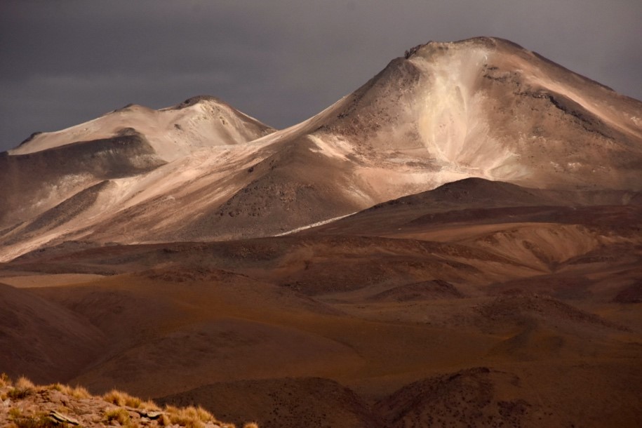 uturunkuvolcano.jpg